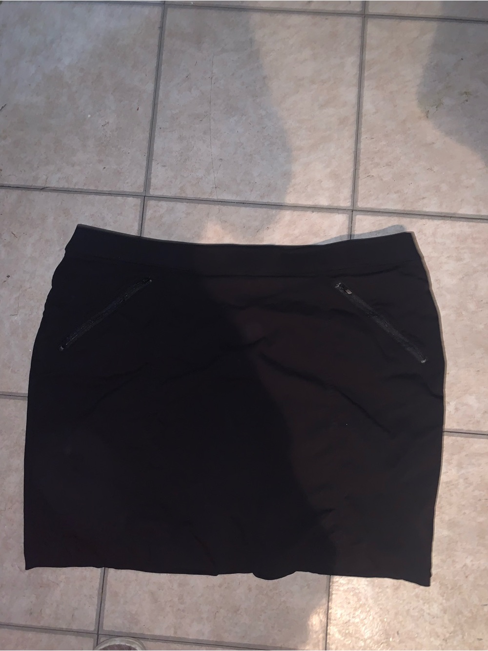 Black Women's Stretch Skort with Zip Pockets